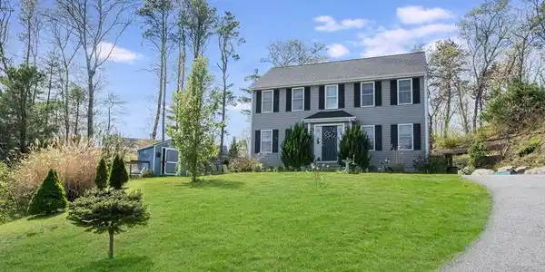 141 Herring Pond Rd