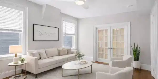 318 K St