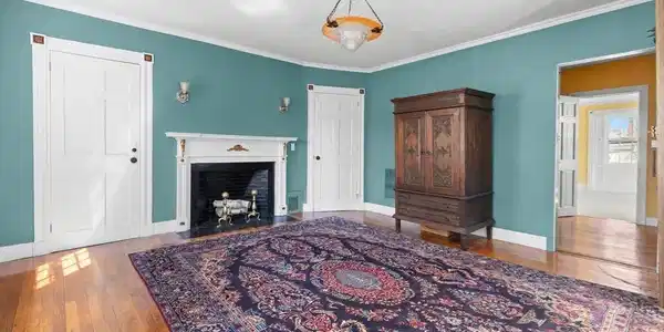 34 Pleasant St