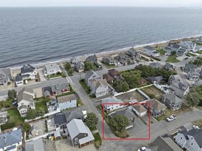 13 Brighton St