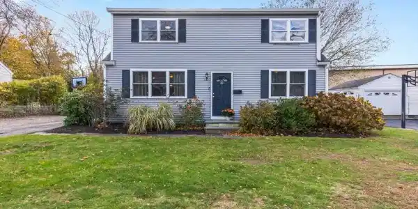 26 Marina Dr.
