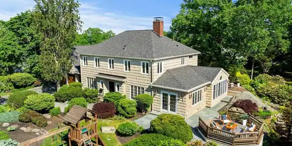 69 Gale Rd.