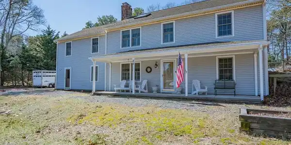 27 Old Kings Hwy