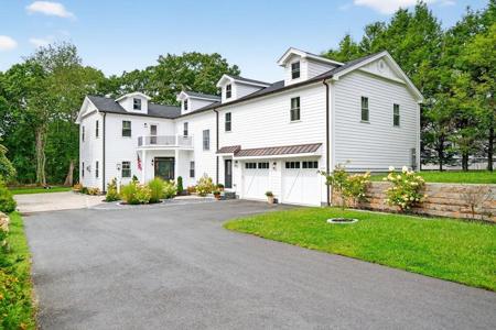 738 Smith Neck Rd