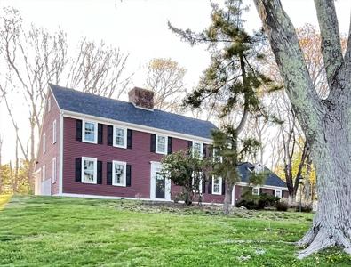 200 Highcrest Rd