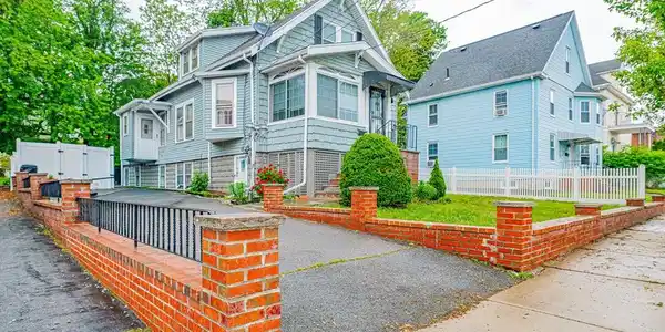 33 Olive St