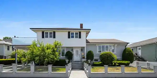15 Sullivan St