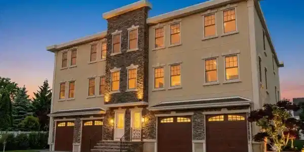 79 Temple St