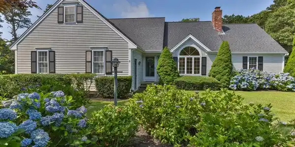 10 Dundee Cir