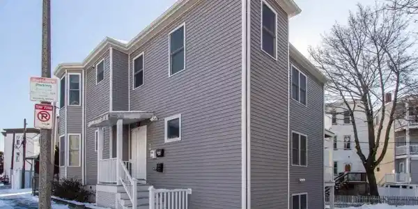 12 Ashley Street