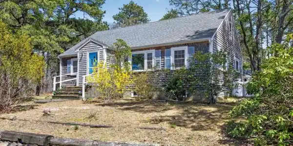 20 Fresh Brook Ln
