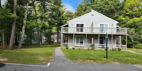 70 Cape Dr