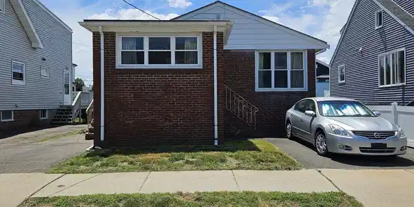 29 Bateman Ave