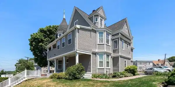 155 Franklin Ave