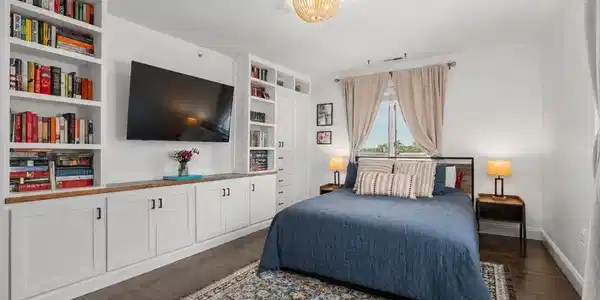 Image 4
