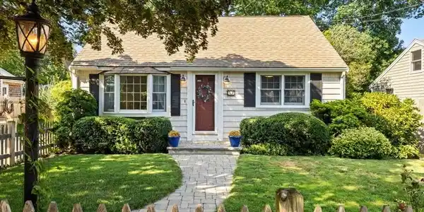 51 Temple Rd