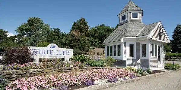 48 Westcliff Drive