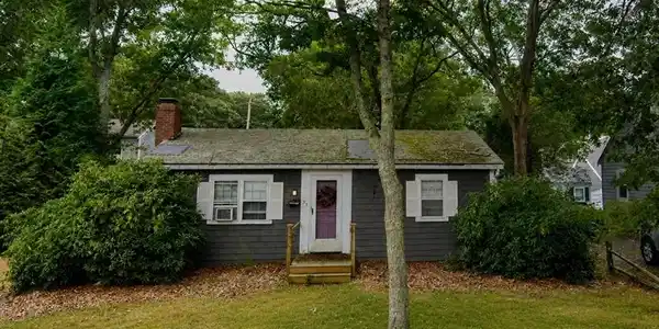57 Oak St