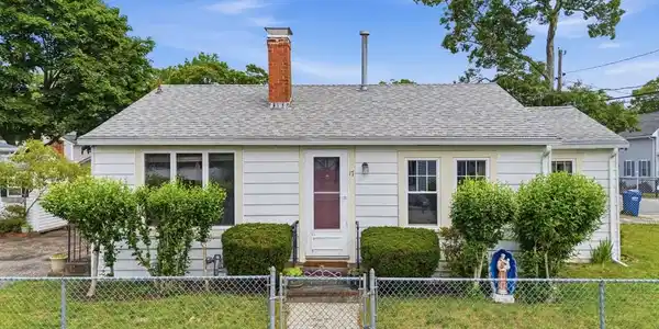 17 Swift Ave