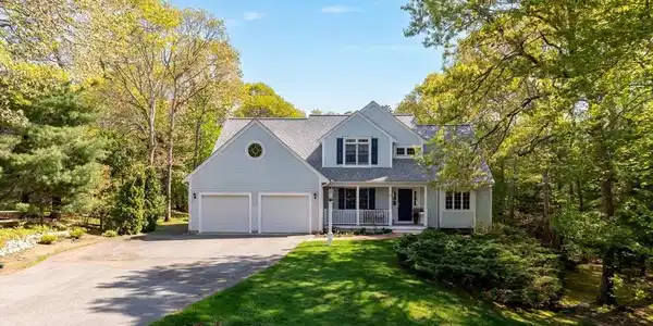 5 Summerwind Ln
