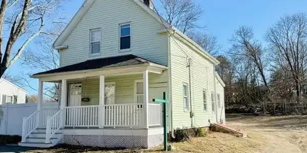 12 Smiths Ln