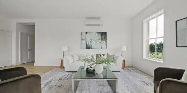 105 Sea St