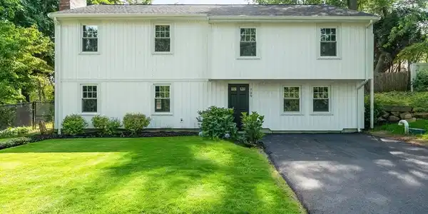 709 County Rd
