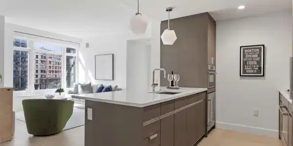 100 Lovejoy Wharf