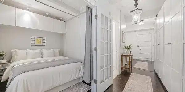 21 Beacon St