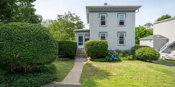 32 Blynman Avenue