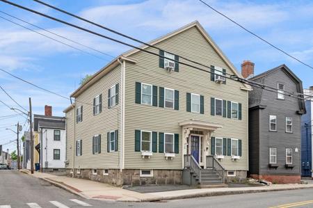 33 Essex St