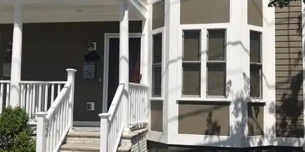 20 Ford St