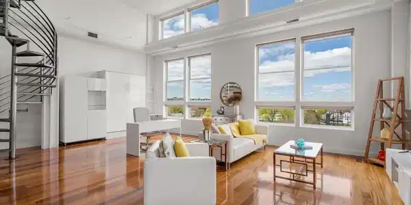 10 Ocean Ave