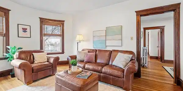 1754 Columbia