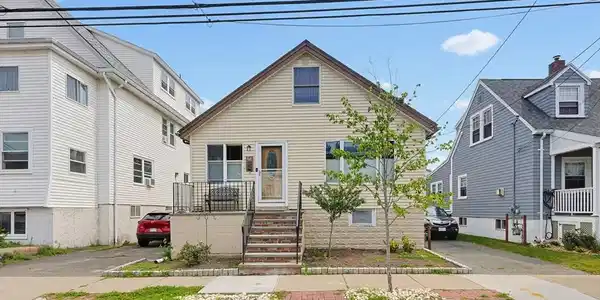 68 Lancaster Ave