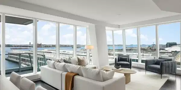 150 Seaport Blvd