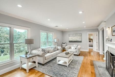 247 Forest Ave