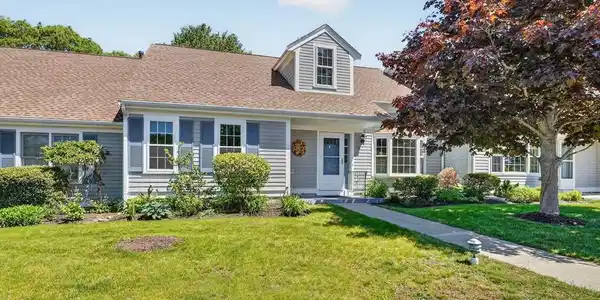 1 Melville Ct