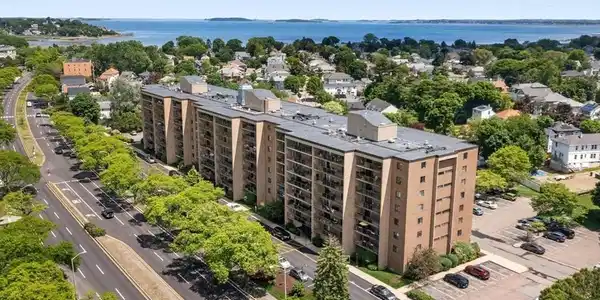 175 Quincy Shore Dr