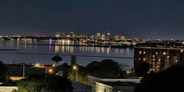 300 Lynn Shore Dr