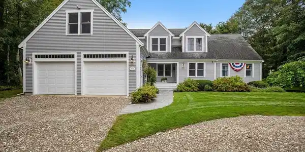 575 Harwich Rd