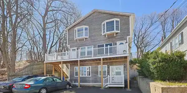 150 Webster Ave