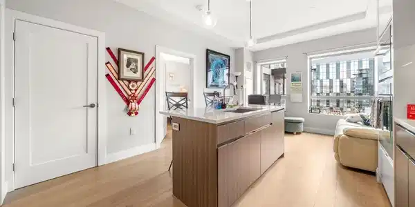 100 Shawmut Ave