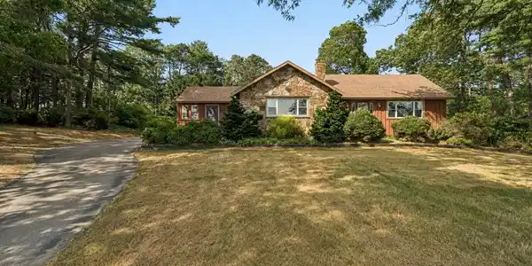 22 Long Neck Rd