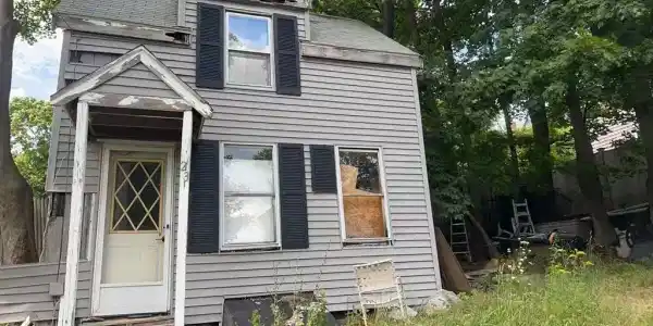 23 Island Ave