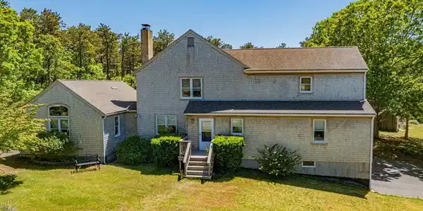 2 Short Lots Ln