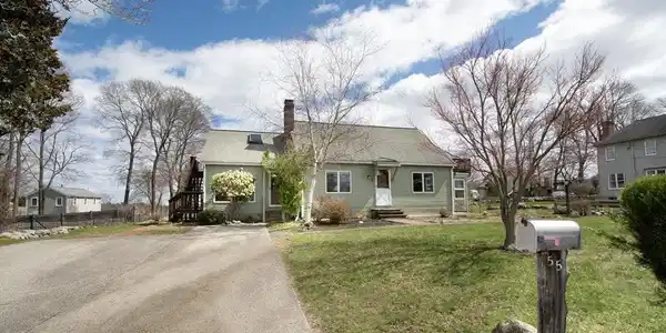 55 Bancroft Rd