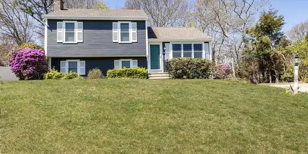 15 Mcgrath Rd