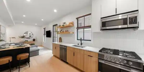 224 W 9th