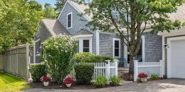 96 Bradstreete Crossing